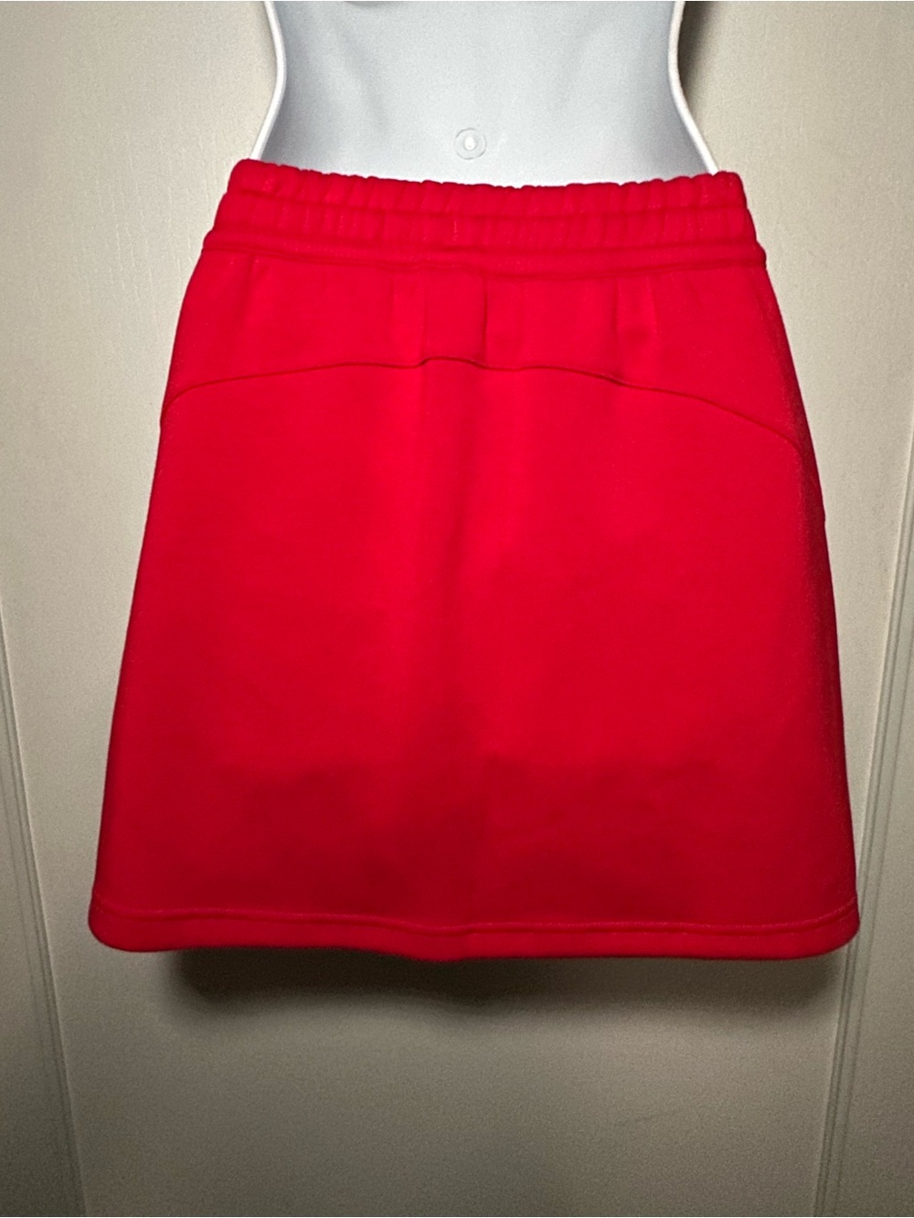 SPANX Women’s Red Air Essentials Knit Mini 15" Drawstring Waist Skort- Size XS - Picture 10 of 10